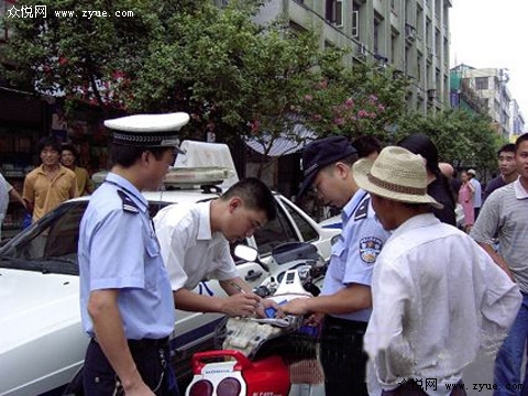 持B照开摩托被罚 开车先确定准驾车型